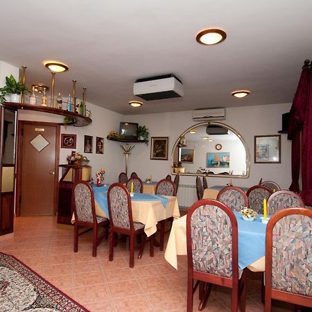 Bed & Breakfast Villa Klara Ičići Екстериор снимка