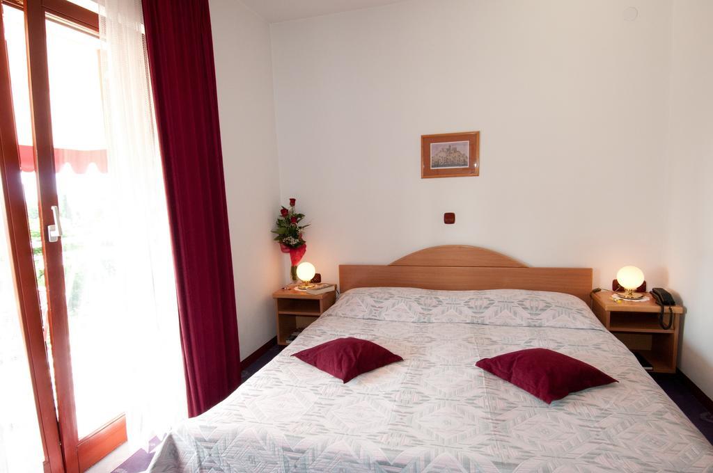 Bed & Breakfast Villa Klara Ičići Стая снимка