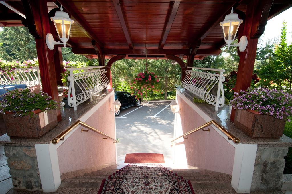 Bed & Breakfast Villa Klara Ičići Екстериор снимка