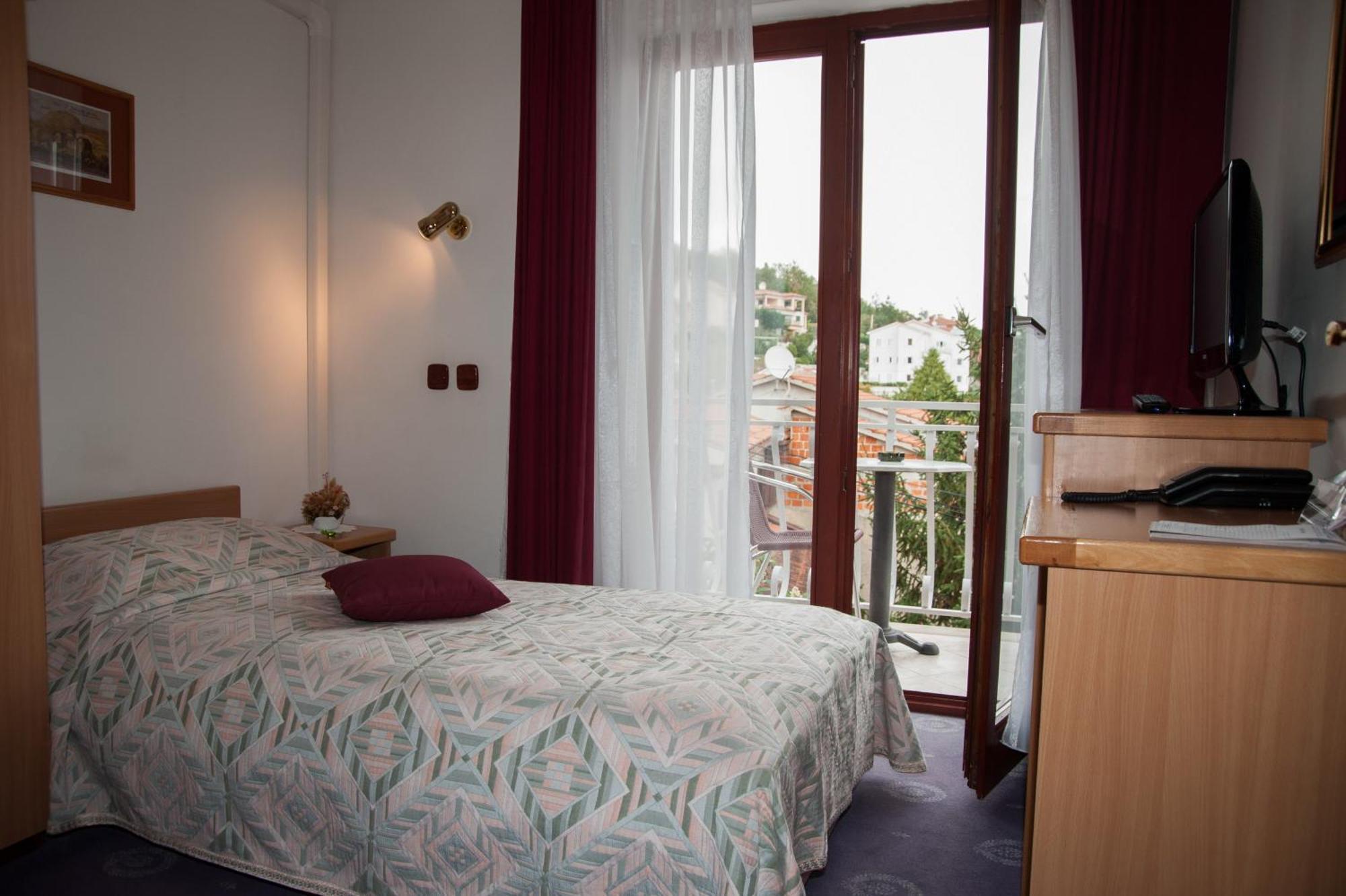 Bed & Breakfast Villa Klara Ičići Стая снимка