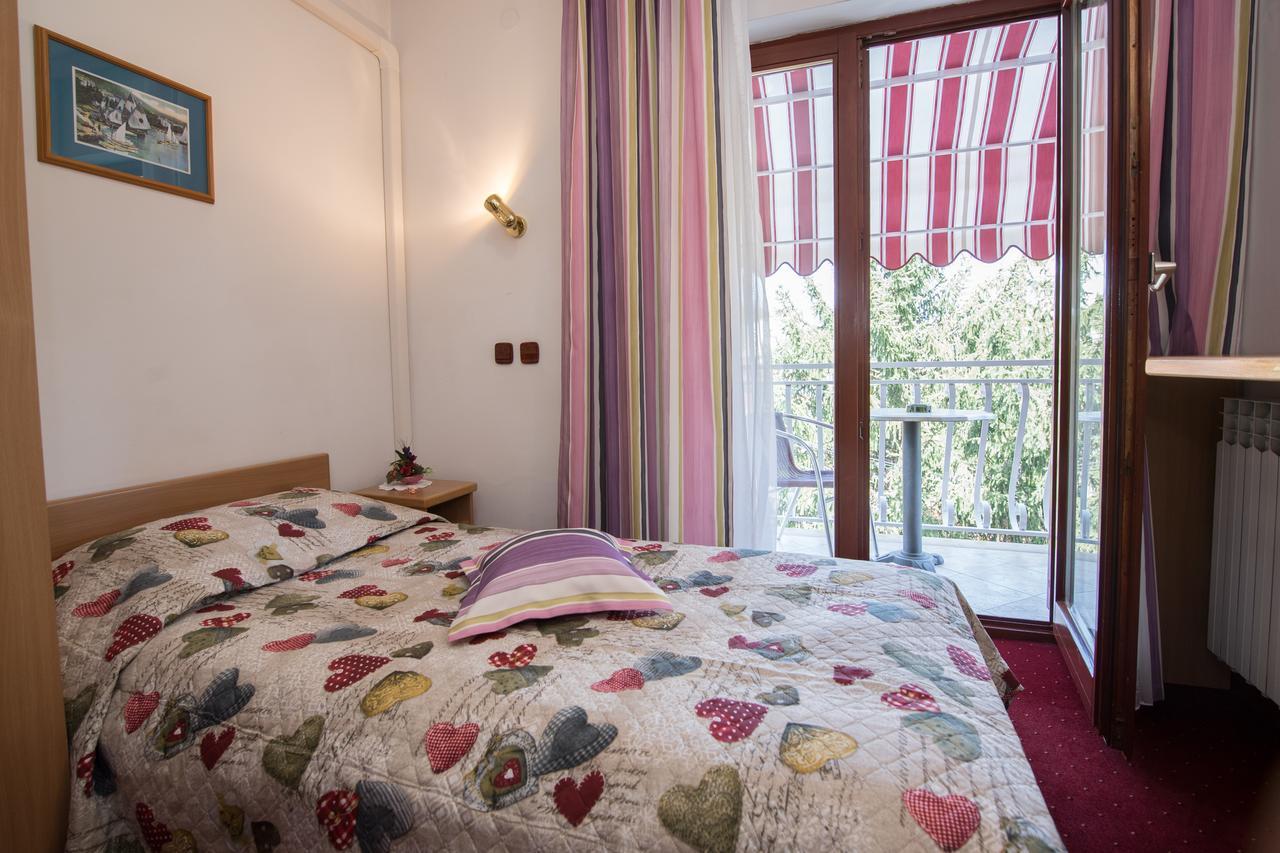 Bed & Breakfast Villa Klara Ičići Екстериор снимка